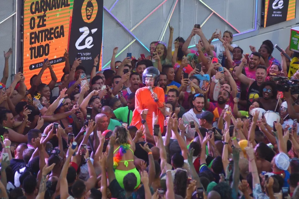Prefeitura de Salvador espera até 1,3 milhão de turistas no carnaval; operação especial para receber visitantes é montada
