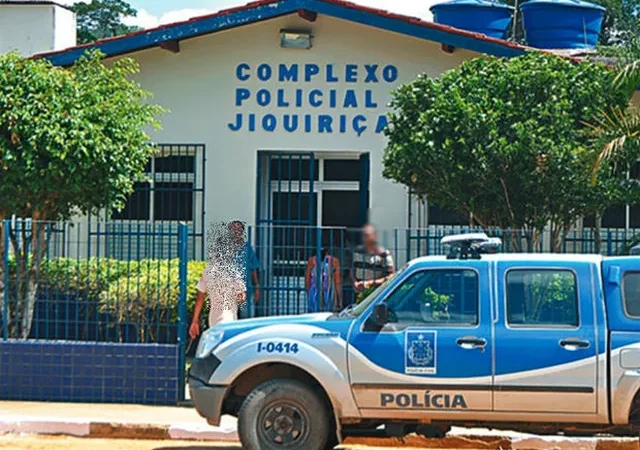 Homem é preso com 10 espingardas de fabricação caseira em fazenda no Vale da Jiquiriçá; mulher foi feita refém