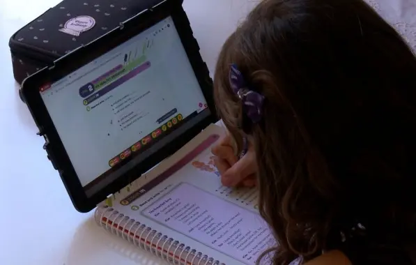 Governo Lula prepara programa para levar internet a todas as escolas do país, diz ministro