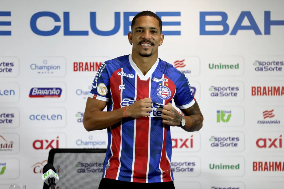 Apresentado, Gilberto mostra gratidão a Jorge Jesus e revela peso de Paiva no acerto com o Bahia