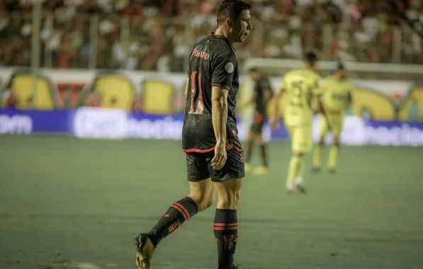 Apesar do empate, Osvaldo valoriza entrega do Vitória contra o Mirassol: “Estamos de parabéns”