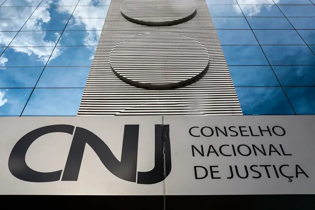 CNJ afasta desembargador que concedeu prisão domiciliar a suspeito de liderar facção criminosa na BA