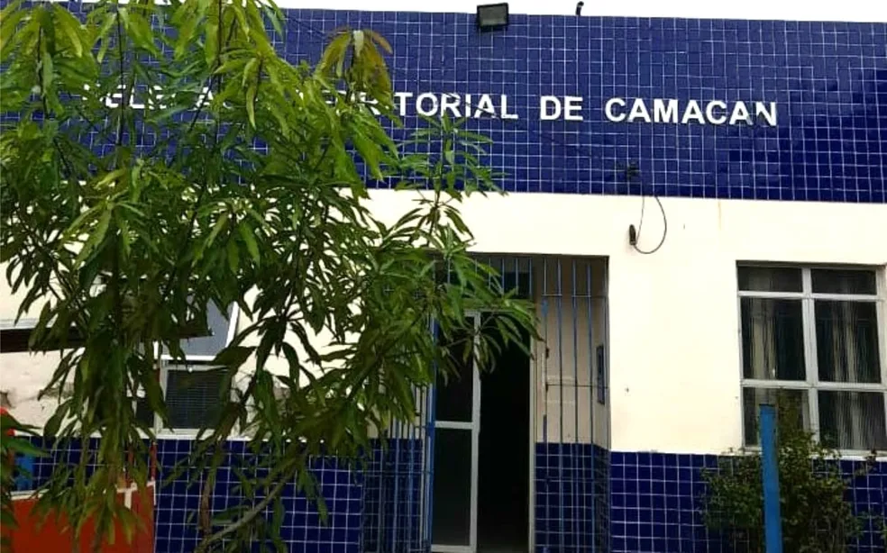 Menino de 4 anos morre após ser atingido por tiro de espingarda disparado pela irmã na Bahia; pai ensinava menina a atirar