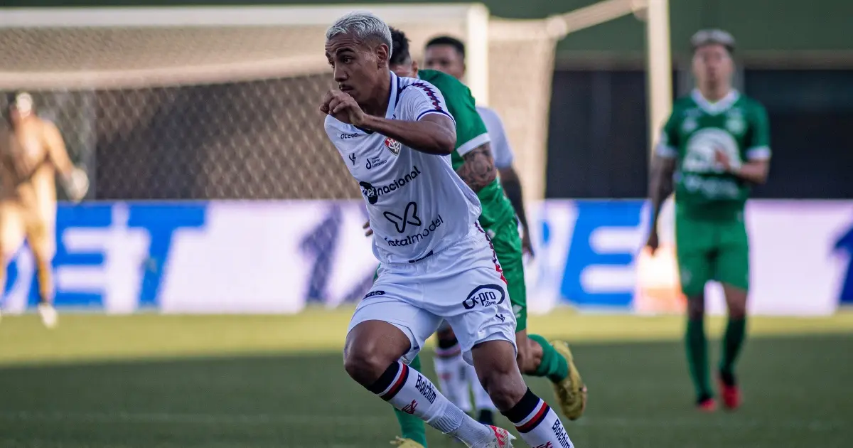 Vitória se despede da Série B com derrota para a Chapecoense
