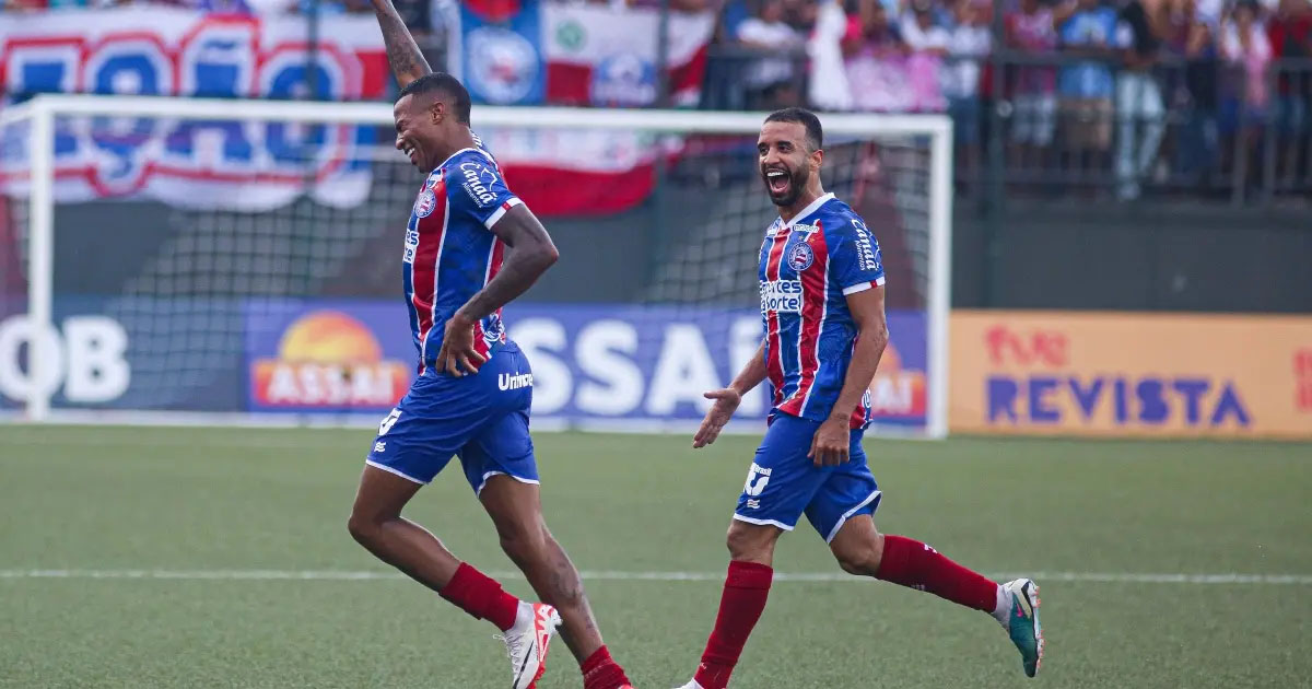 Com gols de Jean Lucas e Everaldo, Bahia vence o Bahia de Feira e encosta nos líderes do Baianão