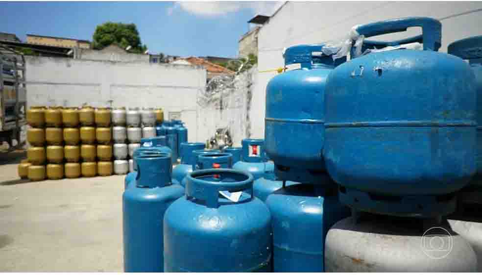 Valor do gás de cozinha tem novo aumento na Bahia; item ficará R$ 5 mais caro, diz sindicato
