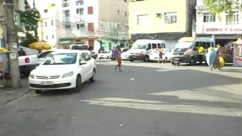 Polícia Civil realiza operação contra suspeitos de extorsão a comerciantes no Engenho Velho da Federação