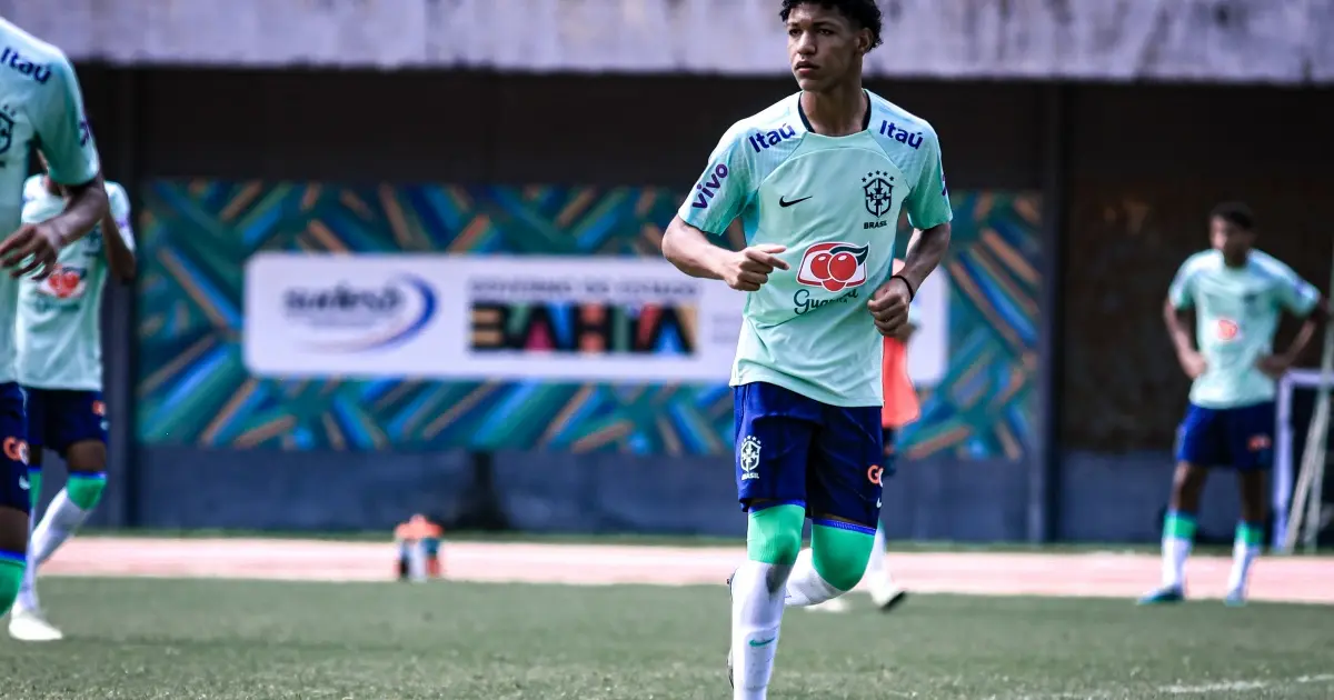 Do interior à Seleção: conheça promessa do Bahia que se inspira em Thiago Silva
