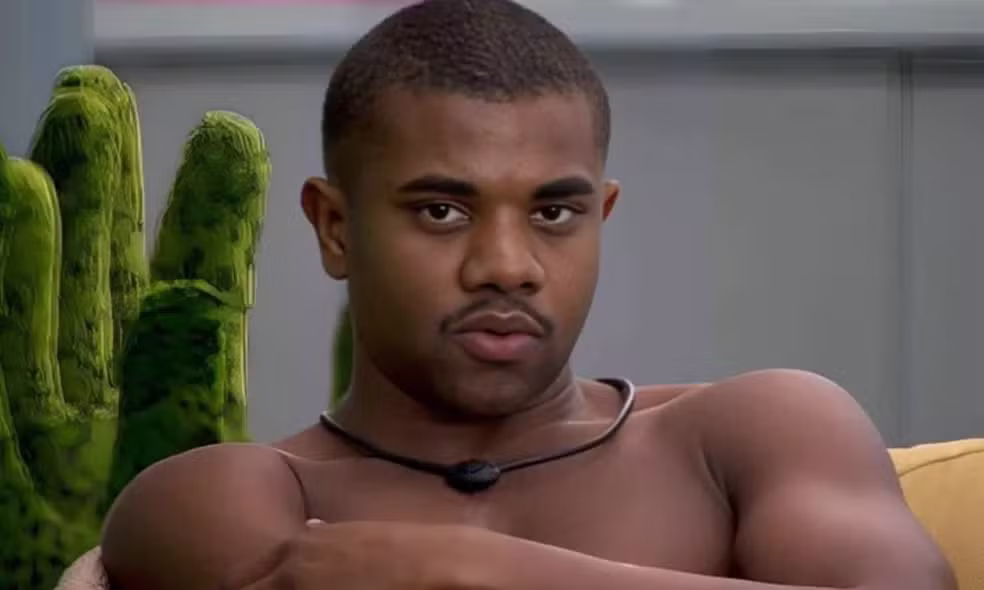 Suspeitos de racismo contra Davi Brito durante o ‘BBB 24’ serão ouvidos quase um ano após denúncia