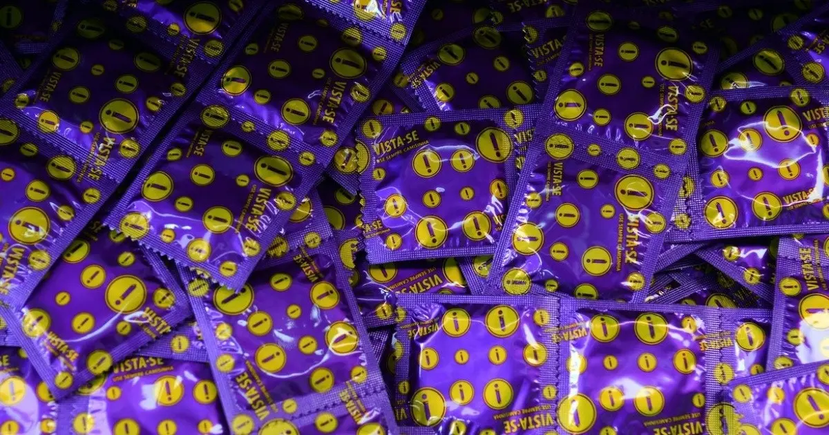 Oito em cada 10 pessoas não usaram camisinha em ao menos uma relação sexual na Bahia, diz pesquisa