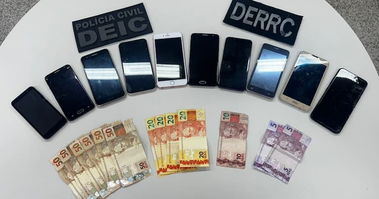 Quatro pessoas são presas em operação policial contra receptadores de celulares roubados em Salvador