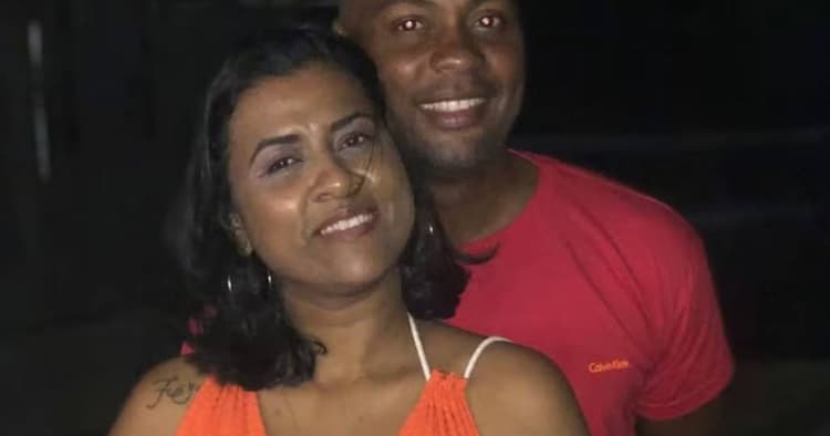 Homem que matou companheira a marretadas na RMS tem prisão preventiva decretada; suspeito alegou ciúmes e problemas psicológico,