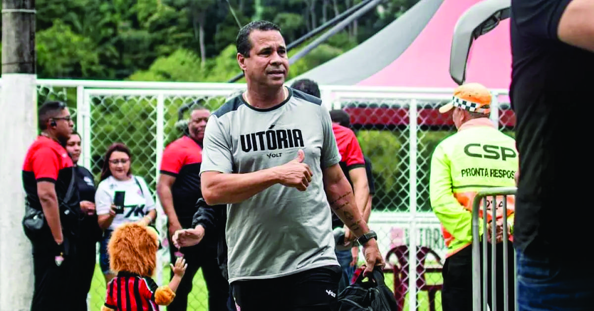 Com chegada de Jair Ventura, Rodrigo Chagas integrará comissão técnica permanente do Vitória