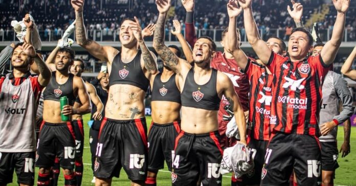 Vitória reage sob comando de Jair Ventura e reduz chances de queda; veja probabilidades