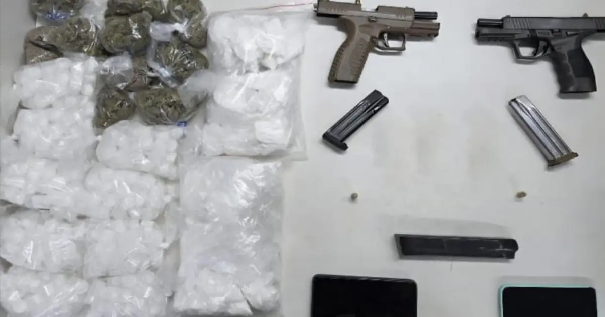 Dois suspeitos são presos com armas e drogas em Boa Vista de São Caetano