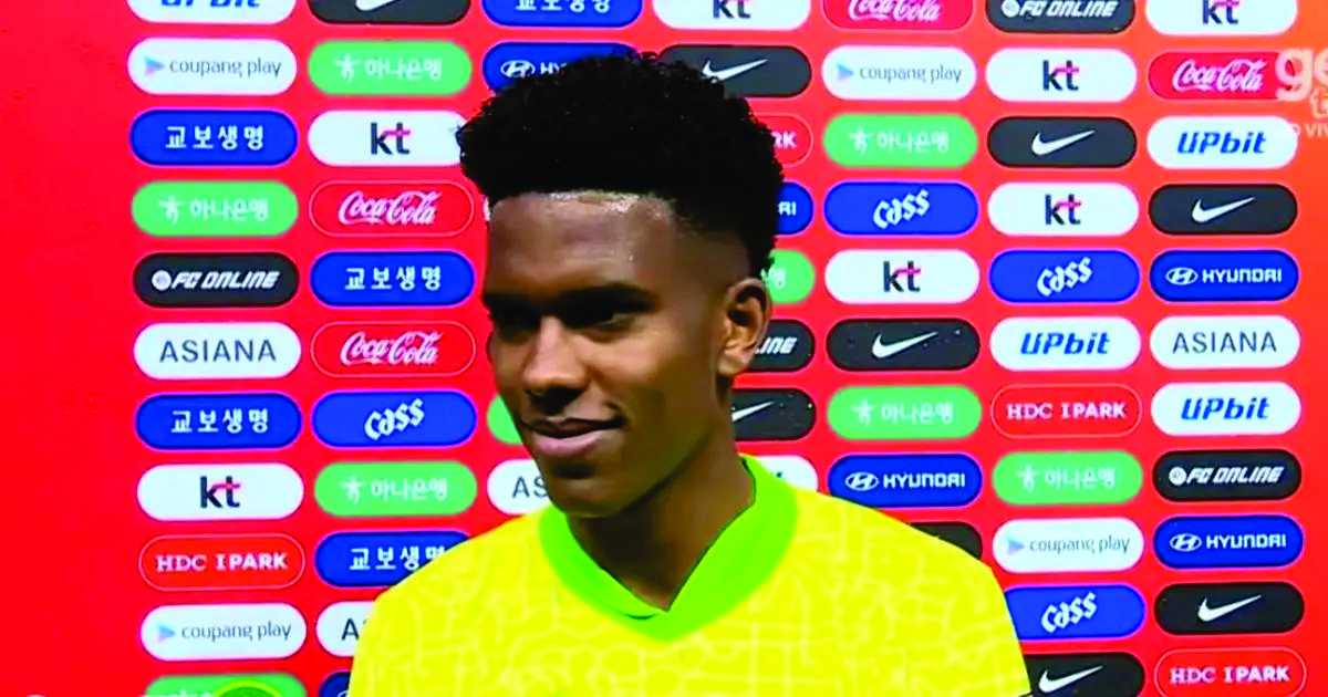 Estêvão comemora fase especial após brilhar na goleada do Brasil: “Estou trabalhando muito”
