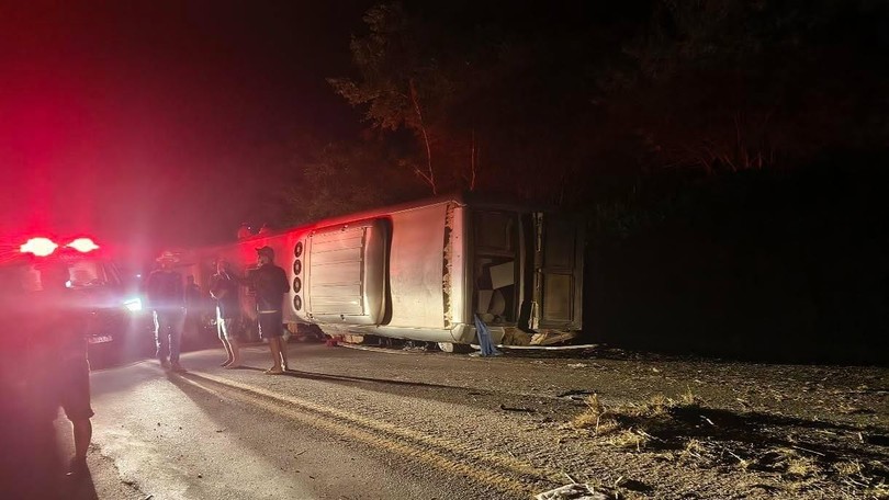 Sete baianos morreram em acidente com ônibus no Agreste de Pernambuco