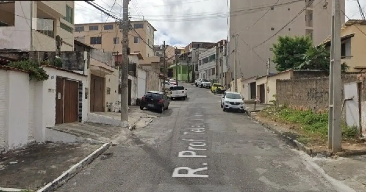 Homem morre após ser baleado com mais de 10 tiros no bairro de Amaralina, em Salvador