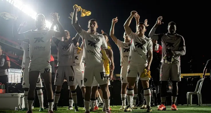 Faltando três jogos, veja as chances de rebaixamento do Vitória na reta final da Série A