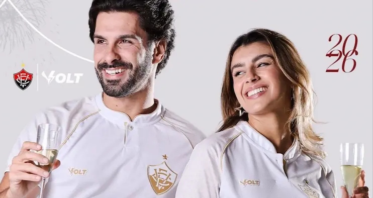 Vitória apresenta oficialmente nova camisa especial de Réveillon.