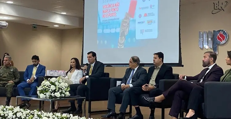 Segurança nos clássicos: Bepe mantém indefinição sobre torcida mista em Ba-Vi durante evento do MP-BA
