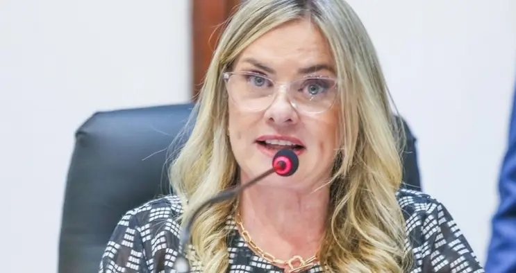 Ivana admite tensão em votação sobre prisão de Binho Galinha e pondera: “Com mulher parece que é tudo mais difícil”
