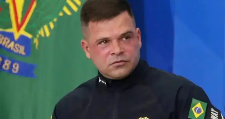Ex-diretor-geral da PRF, Silvinei Marques é levado para a Papuda após ser preso em tentativa de fuga
