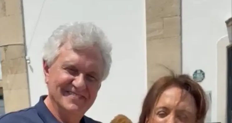 Às vésperas do Ano Novo, governador de Goiás visita a Igreja do Bonfim em Salvador