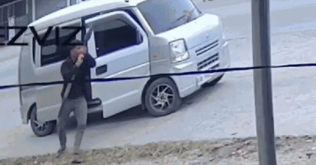 VÍDEO: Prefeito de cidade das Filipinas é vítima de atentado com lança-foguetes