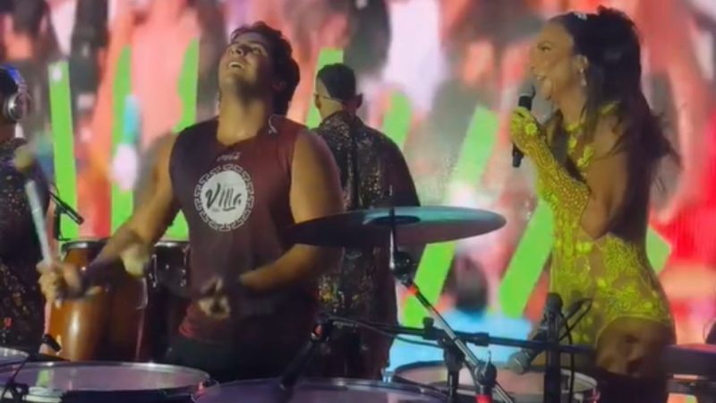 Ivete se derrete com o filho na percussão durante show em camarote em Salvador: ‘Tá na alma’