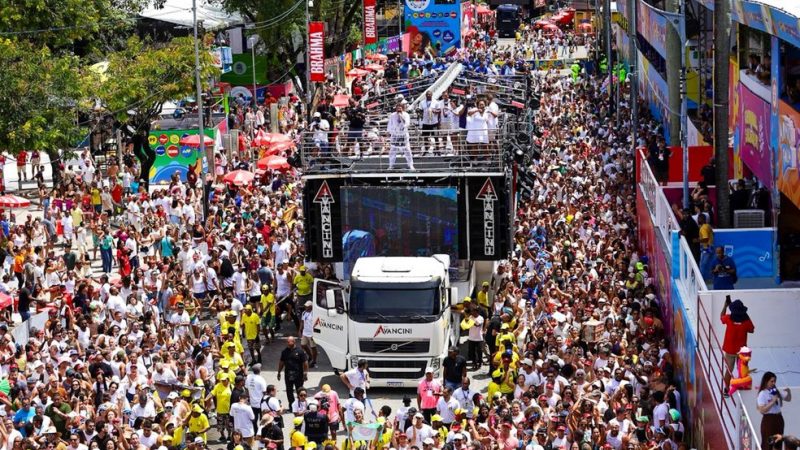 Idoso é preso suspeito de injúria racial no carnaval de Salvador