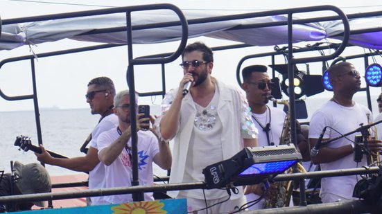 Bloco Baby Léguas dá início aos desfiles no Carnaval de Salvador 2026