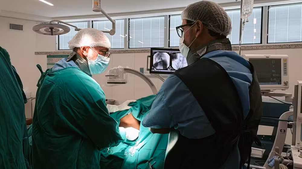 Paciente que perdeu movimentos recebe tratamento com polilaminina em Salvador: ‘Reacendeu minha fé’