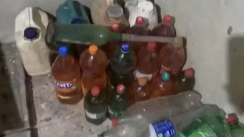 Polícia investiga morte de dois homens após consumo de bebida alcoólica; caso ocorreu no Extremo Sul baiano