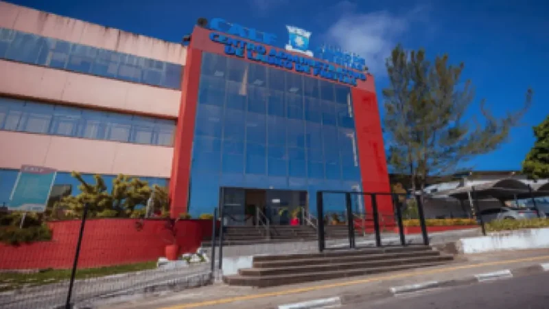 PF deflagra operação que mira contratos da gestão Moema Gramacho em Lauro de Freitas e cumpre mandados na RMS