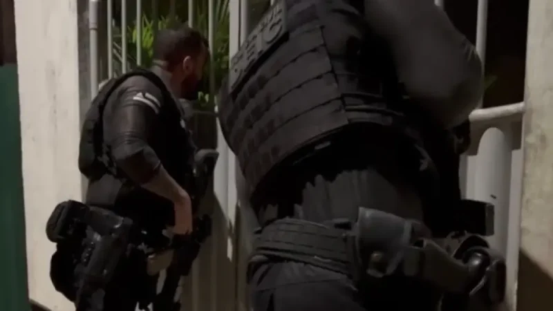 Polícia Civil avança em investigação de roubo com sequestro no Salvador Shopping e dois suspeitos morrem em confronto