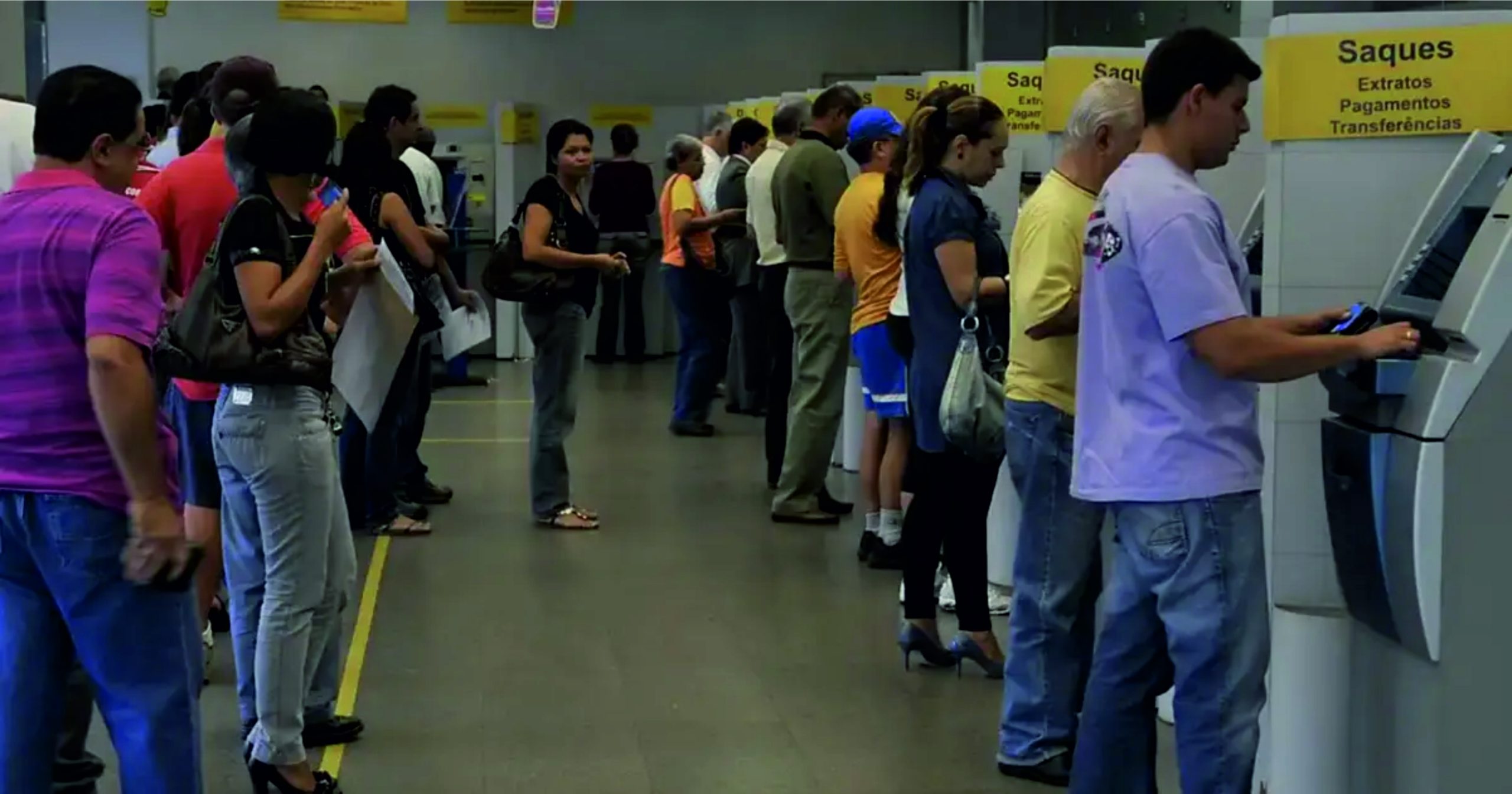 Brasil perde 37% das agências bancárias em dez anos
