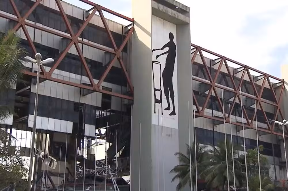 Leilão do antigo Centro de Convenções da Bahia é declarado ‘deserto’ após falta de interessados; lance mínimo era de R$ 141,3 milhões