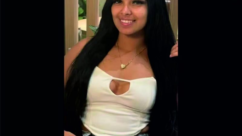 Jovem baleada na cabeça após discussão morre em hospital na Bahia; companheiro está foragido