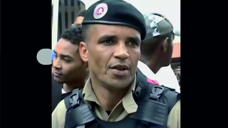 Sargento da PM é morto com tiro na cabeça durante assalto na Bahia; vítima ensinava esposa a pilotar quando atingida