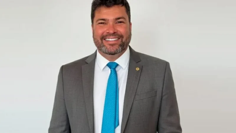 Deputado estadual Marcinho Oliveira é um dos alvos de operação da PF que mira desvio de verbas no interior da Bahia