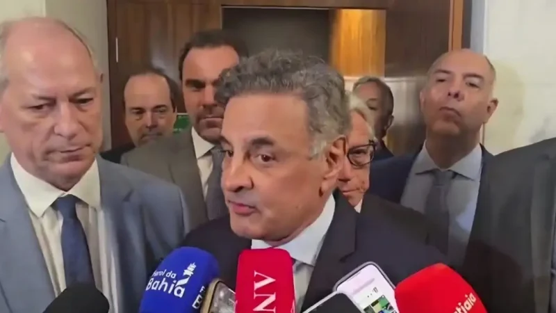 Aécio convida Ciro Gomes para ser candidato a presidente como forma de romper polarização Lula x Bolsonaro