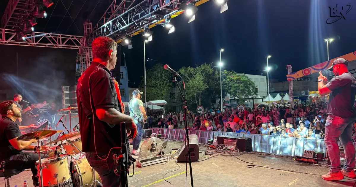 Aniversário de Mata de São João reúne público com shows de Nattan, É o Tchan e Canindé