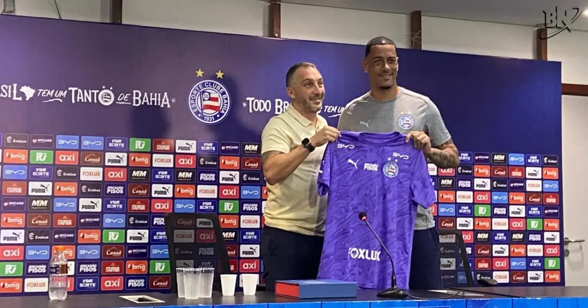 “Essa camisa já via dentro de casa”: Léo Vieira realiza sonho do pai e se coloca à disposição para estrear pelo Bahia