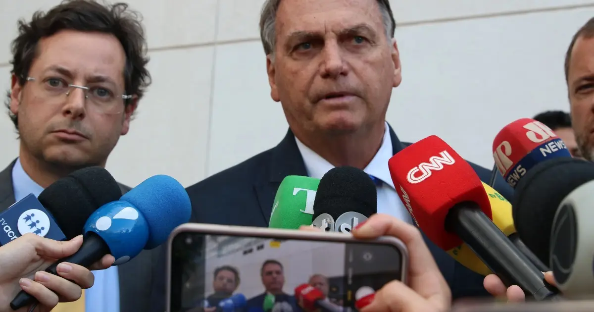 Ex-secretário de Bolsonaro atua na defesa de Vorcaro com pagamentos de R$ 3,8 milhões