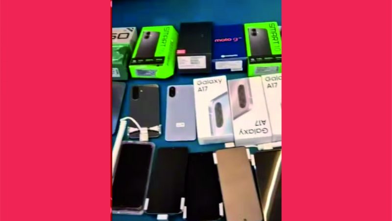 Dupla é presa suspeita de roubar 48 celulares em loja na Bahia; prejuízo ultrapassou R$ 27 mil