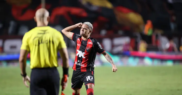É campeão! Vitória supera o Fortaleza e volta a vencer a Copa do Nordeste após 16 anos