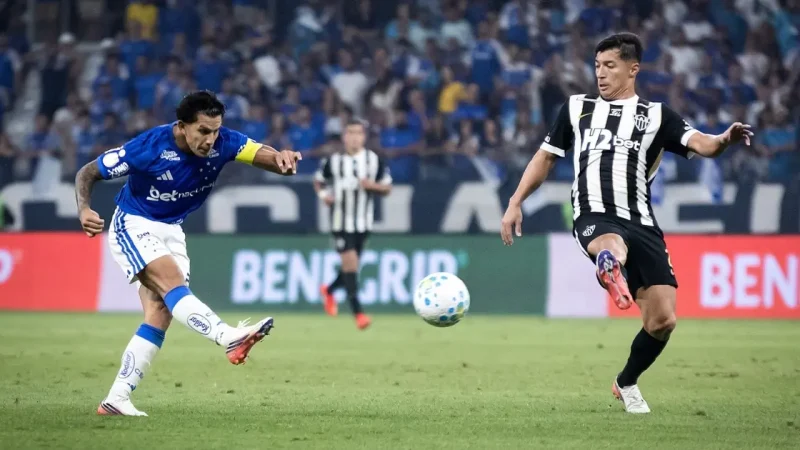 Cruzeiro e Atlético-MG empatam no Mineirão e deixam vaga na semifinal da Copa do Brasil em aberto